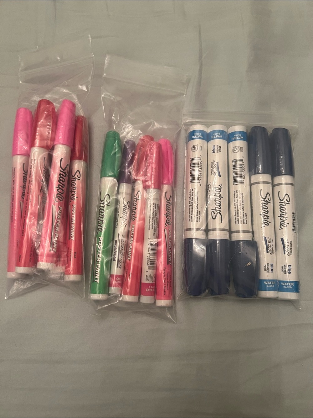 16 pc Sharpie  Poster & Water Based Paint Marker Set Pink Red Green Purple Navy
